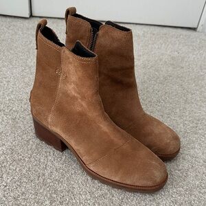 Sorel Care Tan Suede Ankle Boots